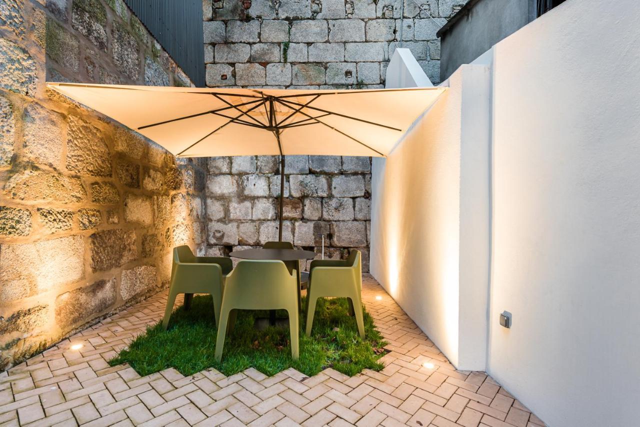 Door 65 - Historical Center Apartments Porto Exterior photo